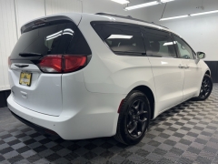 Used 2018  Chrysler Pacifica 4d Wagon Touring L at AutoCenters Bonne Terre near Bonne Terre&comma; MO