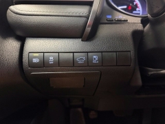 Used 2019  Toyota Camry SE Auto &lpar;Natl&rpar; at AutoCenters Bonne Terre near Bonne Terre&comma; MO