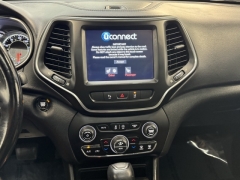 Used 2021  Jeep Cherokee 80th Anniversary FWD at AutoCenters Bonne Terre near Bonne Terre, MO