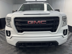 Used 2019  GMC Sierra 1500 4WD Crew Cab Elevation at AutoCenters Bonne Terre near Bonne Terre&comma; MO