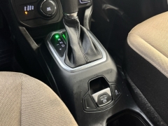 Used 2020  Jeep Renegade 4d SUV 4WD Sport at AutoCenters Bonne Terre near Bonne Terre, MO