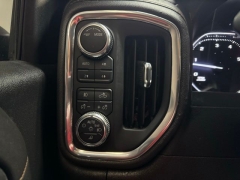 Used 2022  GMC Sierra 2500HD 4WD Crew Cab 159" AT4 at AutoCenters Bonne Terre near Bonne Terre&comma; MO