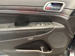 Used 2021  Jeep Grand Cherokee Limited X 4x4 at AutoCenters Bonne Terre near Bonne Terre&comma; MO