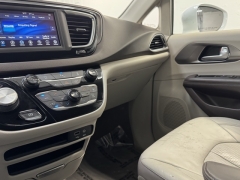 Used 2018 Chrysler Pacifica 4d Wagon Touring L at AutoCenters Bonne Terre near Bonne Terre, MO