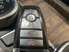 Used 2021  Ford Expedition Max Platinum 4x4 at AutoCenters Bonne Terre near Bonne Terre&comma; MO