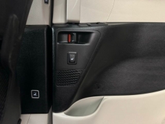 Used 2023  Chrysler Pacifica Limited FWD at AutoCenters Bonne Terre near Bonne Terre&comma; MO