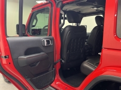 Used 2018 Jeep Wrangler Unlimited 4d SUV 4WD Rubicon at AutoCenters Bonne Terre near Bonne Terre, MO