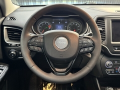 Used 2023 Jeep Cherokee Altitude Lux 4x4 at AutoCenters Bonne Terre near Bonne Terre, MO