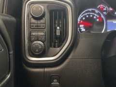 Used 2019  Chevrolet Silverado 1500 4WD Crew Cab LT Trail Boss at AutoCenters Bonne Terre near Bonne Terre, MO