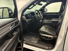 Used 2023  Jeep Wagoneer L Series III 4x4 at AutoCenters Bonne Terre near Bonne Terre&comma; MO