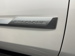 Used 2017  Cadillac Escalade 4d SUV 4WD Luxury at AutoCenters Bonne Terre near Bonne Terre&comma; MO