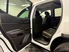 Used 2023  GMC Acadia AWD 4dr AT4 at AutoCenters Bonne Terre near Bonne Terre&comma; MO