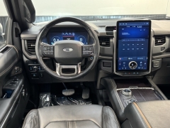 Used 2022 Ford Expedition Platinum 4x4 at AutoCenters Bonne Terre near Bonne Terre, MO