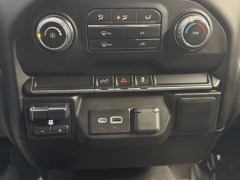 Used 2022  Chevrolet Silverado 2500HD 4WD Crew Cab 159" Custom at AutoCenters Bonne Terre near Bonne Terre, MO