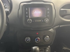 Used 2020  Jeep Renegade 4d SUV 4WD Sport at AutoCenters Bonne Terre near Bonne Terre, MO