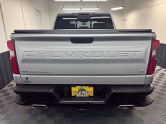 Used 2019  Chevrolet Silverado 1500 4WD Crew Cab 147" LT Trail Boss at AutoCenters Bonne Terre near Bonne Terre&comma; MO