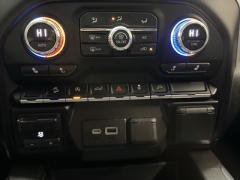 Used 2019  GMC Sierra 1500 4WD Crew Cab 147" Elevation at AutoCenters Bonne Terre near Bonne Terre&comma; MO