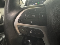 Used 2018  Jeep Grand Cherokee 4d SUV 4WD Laredo Altitude at AutoCenters Bonne Terre near Bonne Terre, MO