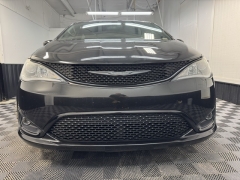 Used 2018  Chrysler Pacifica 4d Wagon Touring Plus at AutoCenters Bonne Terre near Bonne Terre&comma; MO