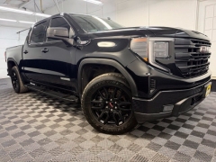 Used 2022  GMC Sierra 1500 4WD Crew Cab 147" Elevation at AutoCenters Bonne Terre near Bonne Terre&comma; MO