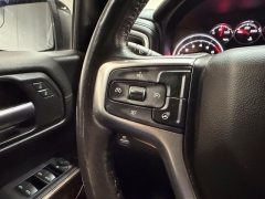 Used 2020  Chevrolet Silverado 1500 4WD Crew Cab 147" LT Trail Boss at AutoCenters Bonne Terre near Bonne Terre&comma; MO