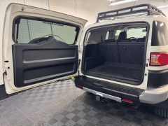 Used 2010  Toyota FJ Cruiser 4WD 4dr Auto &lpar;Natl&rpar; at AutoCenters Bonne Terre near Bonne Terre&comma; MO