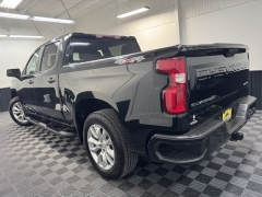 Used 2020  Chevrolet Silverado 1500 4WD Crew Cab Custom at AutoCenters Bonne Terre near Bonne Terre&comma; MO