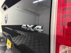 Used 2018  Ram 1500 4WD Crew Cab Laramie at AutoCenters Bonne Terre near Bonne Terre&comma; MO