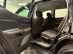 Used 2023  GMC Acadia FWD 4dr SLE at AutoCenters Bonne Terre near Bonne Terre&comma; MO