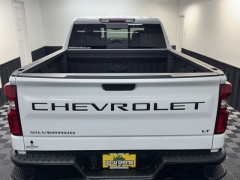 Used 2021  Chevrolet Silverado 1500 4WD Crew Cab 147" LT Trail Boss at AutoCenters Bonne Terre near Bonne Terre, MO