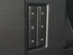 Used 2022 Ford Expedition Platinum 4x4 at AutoCenters Bonne Terre near Bonne Terre, MO