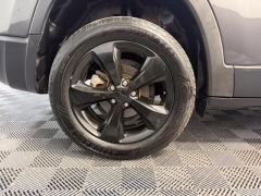 Used 2020  Jeep Cherokee 4d SUV FWD Latitude Plus Altitude 2&period;4L at AutoCenters Bonne Terre near Bonne Terre&comma; MO