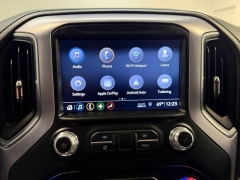 Used 2019  GMC Sierra 1500 4WD Crew Cab 157" Elevation at AutoCenters Bonne Terre near Bonne Terre&comma; MO