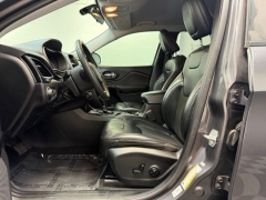 Used 2020  Jeep Cherokee Altitude FWD at AutoCenters Bonne Terre near Bonne Terre&comma; MO