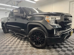 Used 2021  GMC Sierra 1500 4WD Crew Cab 157" Elevation at AutoCenters Bonne Terre near Bonne Terre&comma; MO