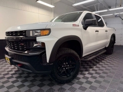 Used 2019  Chevrolet Silverado 1500 4WD Crew Cab 147" Custom Trail Boss at AutoCenters Bonne Terre near Bonne Terre&comma; MO