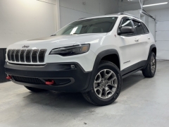 Used 2020 Jeep Cherokee 4d SUV 4WD Trailhawk Elite 3.2L at AutoCenters Bonne Terre near Bonne Terre, MO