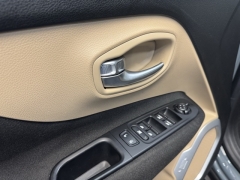 Used 2017  Jeep Renegade 4d SUV FWD Latitude at AutoCenters Bonne Terre near Bonne Terre, MO