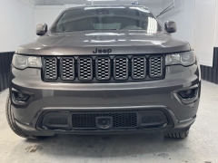 Used 2020 Jeep Grand Cherokee 4d SUV 4WD Laredo Altitude at AutoCenters Bonne Terre near Bonne Terre, MO