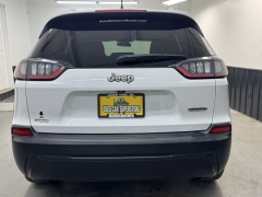Used 2019 Jeep Cherokee 4d SUV FWD Latitude 2.4L at AutoCenters Bonne Terre near Bonne Terre, MO