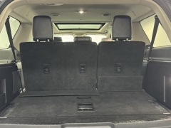 Used 2021  Ford Expedition Max Platinum 4x4 at AutoCenters Bonne Terre near Bonne Terre&comma; MO