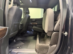 Used 2020  GMC Sierra 1500 4WD Crew Cab 157" Elevation at AutoCenters Bonne Terre near Bonne Terre&comma; MO
