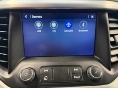 Used 2023  GMC Acadia FWD 4dr SLE at AutoCenters Bonne Terre near Bonne Terre&comma; MO