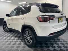 Used 2020  Jeep Compass 4d SUV FWD Latitude Sun&sol;Wheel Pkg at AutoCenters Bonne Terre near Bonne Terre&comma; MO