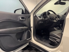 Used 2020  Jeep Compass 4d SUV FWD Latitude Sun&sol;Wheel Pkg at AutoCenters Bonne Terre near Bonne Terre&comma; MO