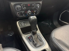 Used 2020  Jeep Compass 4d SUV FWD Latitude Sun&sol;Wheel Pkg at AutoCenters Bonne Terre near Bonne Terre&comma; MO