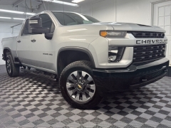 Used 2022  Chevrolet Silverado 2500HD 4WD Crew Cab 159" Custom at AutoCenters Bonne Terre near Bonne Terre, MO