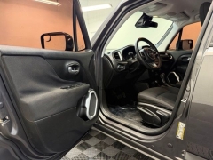 Used 2018  Jeep Renegade Latitude FWD at AutoCenters Bonne Terre near Bonne Terre&comma; MO