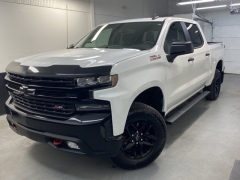 Used 2020 Chevrolet Silverado 1500 4WD Crew Cab LT Trail Boss at AutoCenters Bonne Terre near Bonne Terre, MO