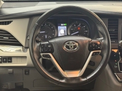 Used 2018  Toyota Sienna XLE AWD 7-Passenger &lpar;Natl&rpar; at AutoCenters Bonne Terre near Bonne Terre&comma; MO